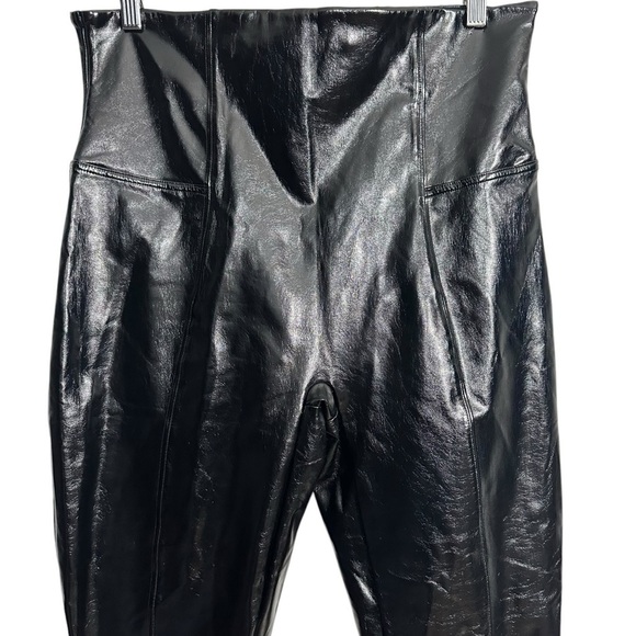 SPANXshape Faux Leather Patent Laggings - Picture 8 of 12
